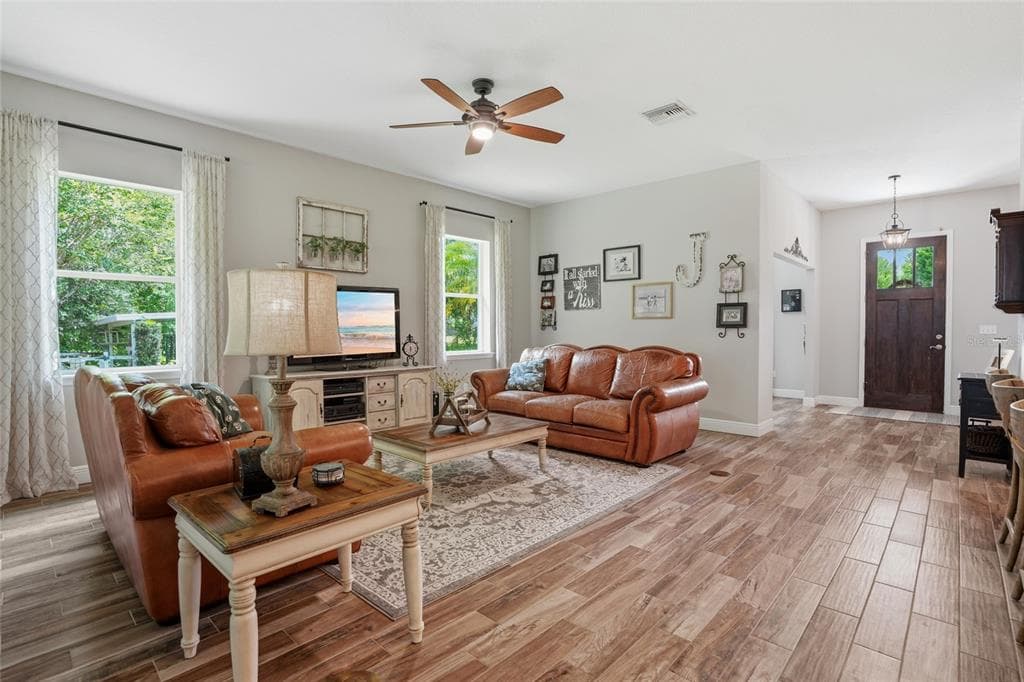 16622 LAKESHORE ROAD photo 11