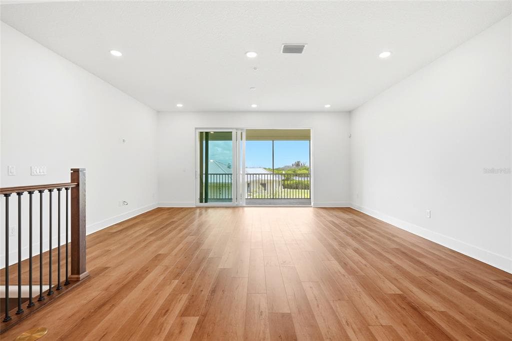 9936 KEY HAVEN ROAD photo 3
