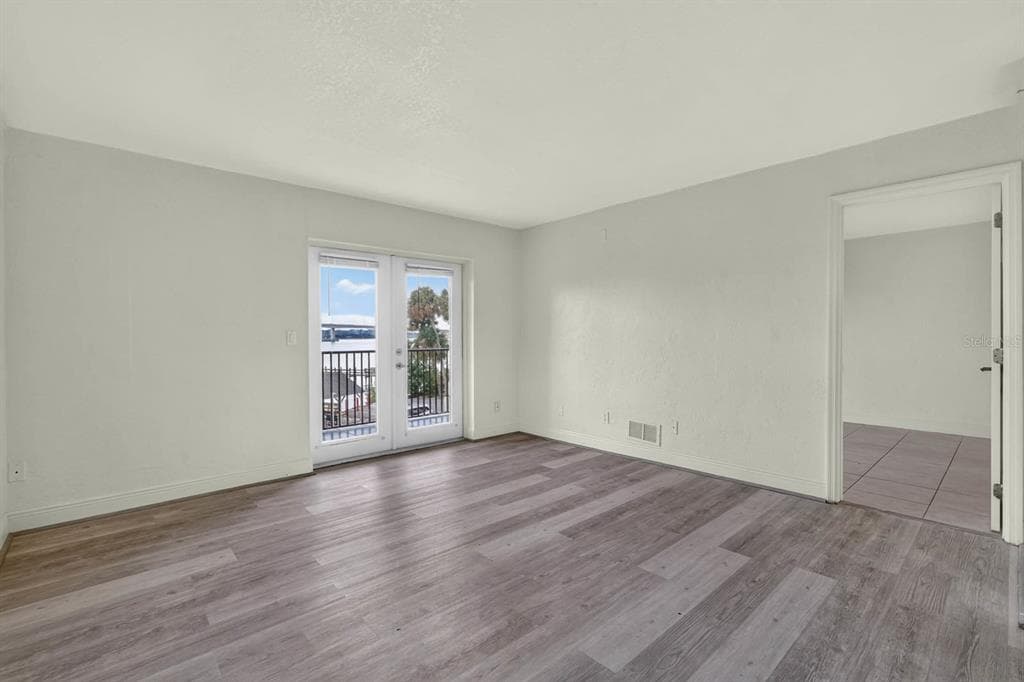 900 S PENINSULA DRIVE 214 photo 14