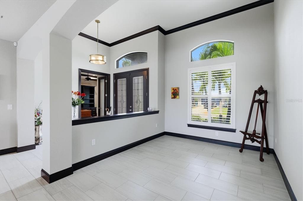 9404 SPRING CIRCLE 4