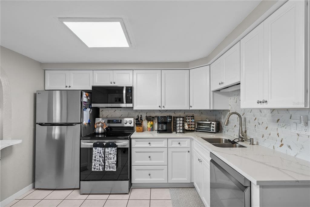 13323 NEPTUNE DRIVE photo 11