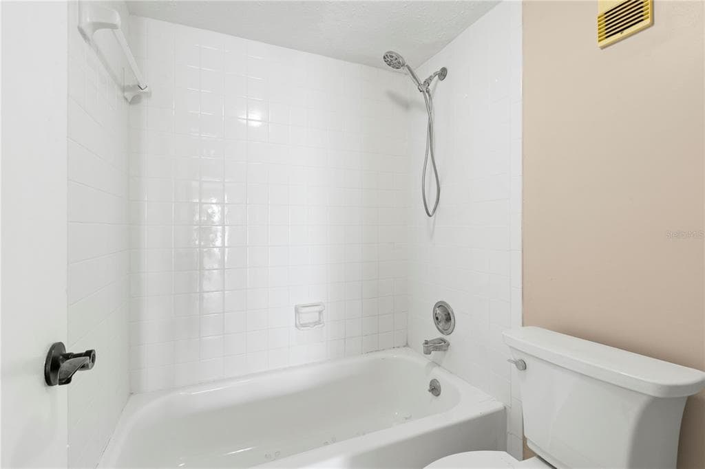 7432 SUNSHINE SKYWAY LANE S 302 photo 24