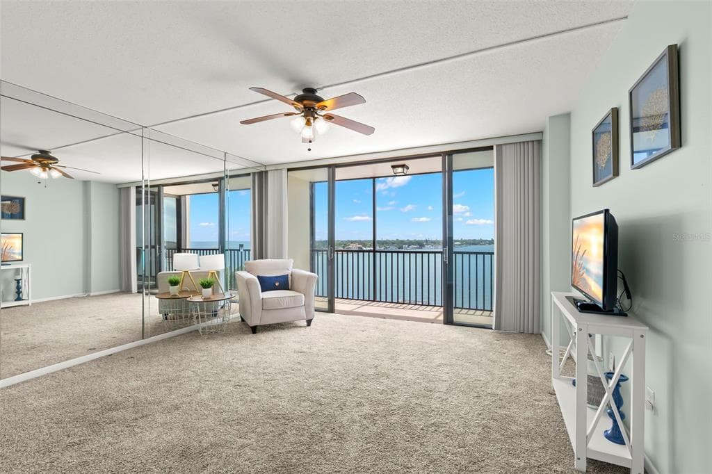 7100 SUNSHINE SKYWAY LANE S 703 photo 23