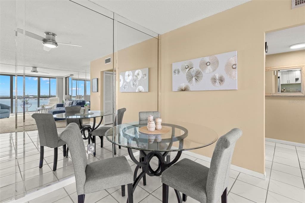 7100 SUNSHINE SKYWAY LANE S 703 photo 9