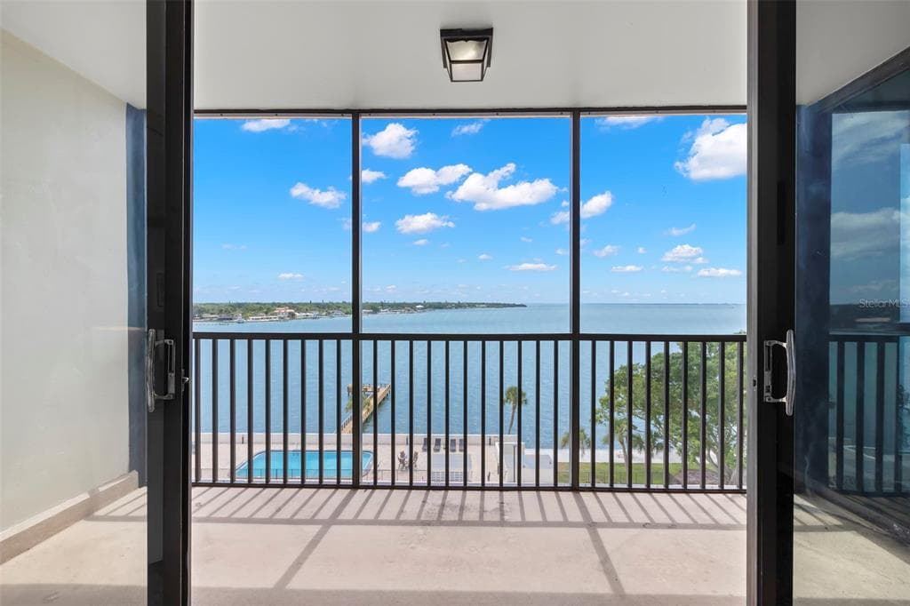 7100 SUNSHINE SKYWAY LANE S 703 photo 24