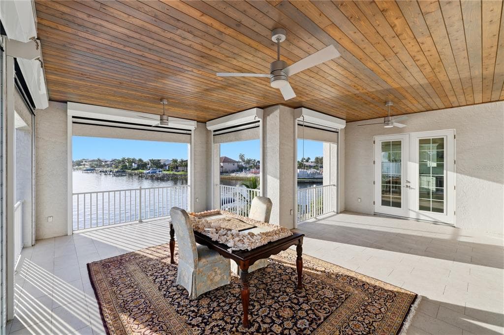 2139 PALM TREE DRIVE photo 3