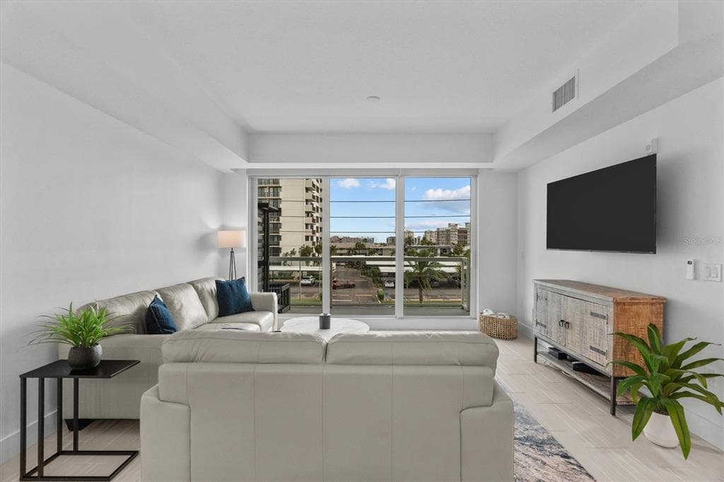 415 ISLAND WAY 311 photo 16