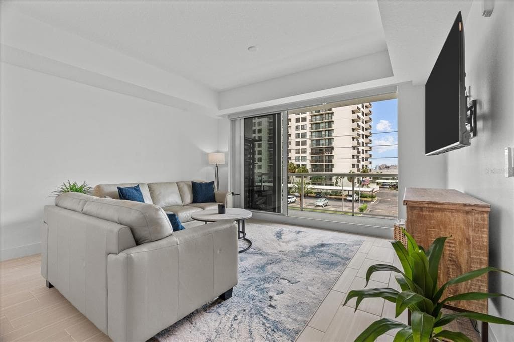 415 ISLAND WAY 311 photo 15