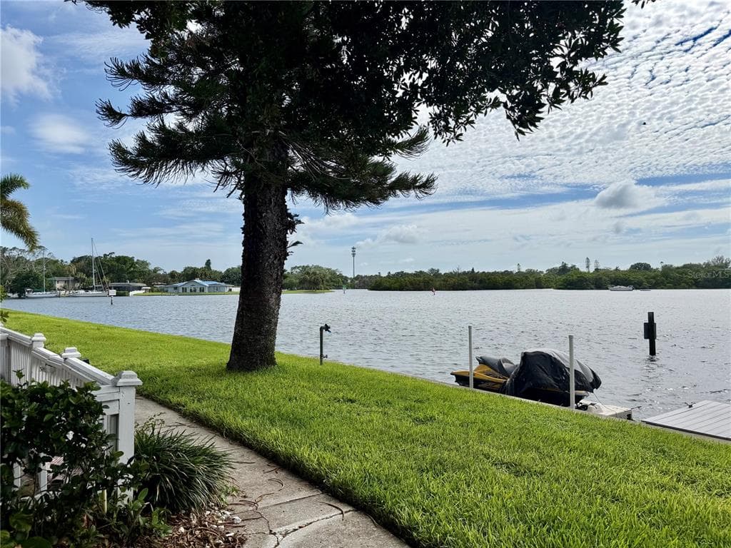 3751 POMPANO DRIVE SE 3751 photo 14