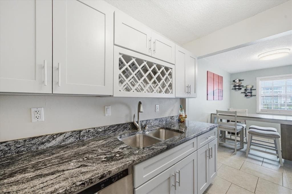 4843 COQUINA KEY DRIVE SE A photo 17