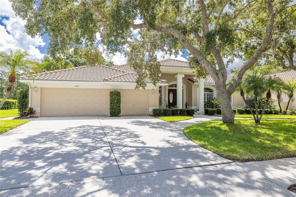 2055 DIAMOND COURT photo 1