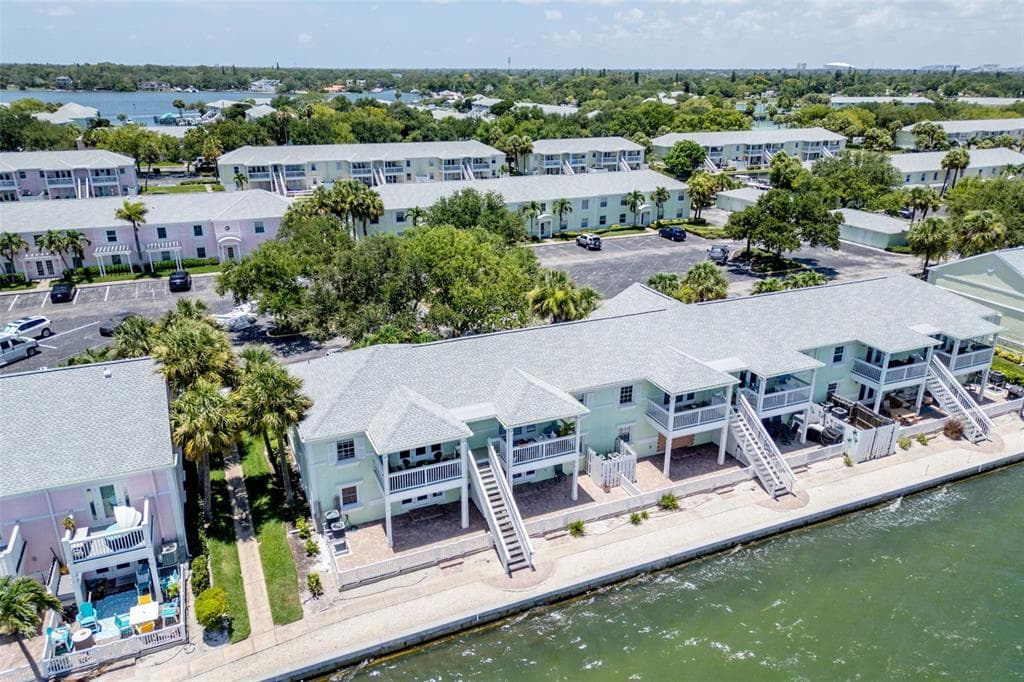 5118 COQUINA KEY DRIVE SE C photo 21