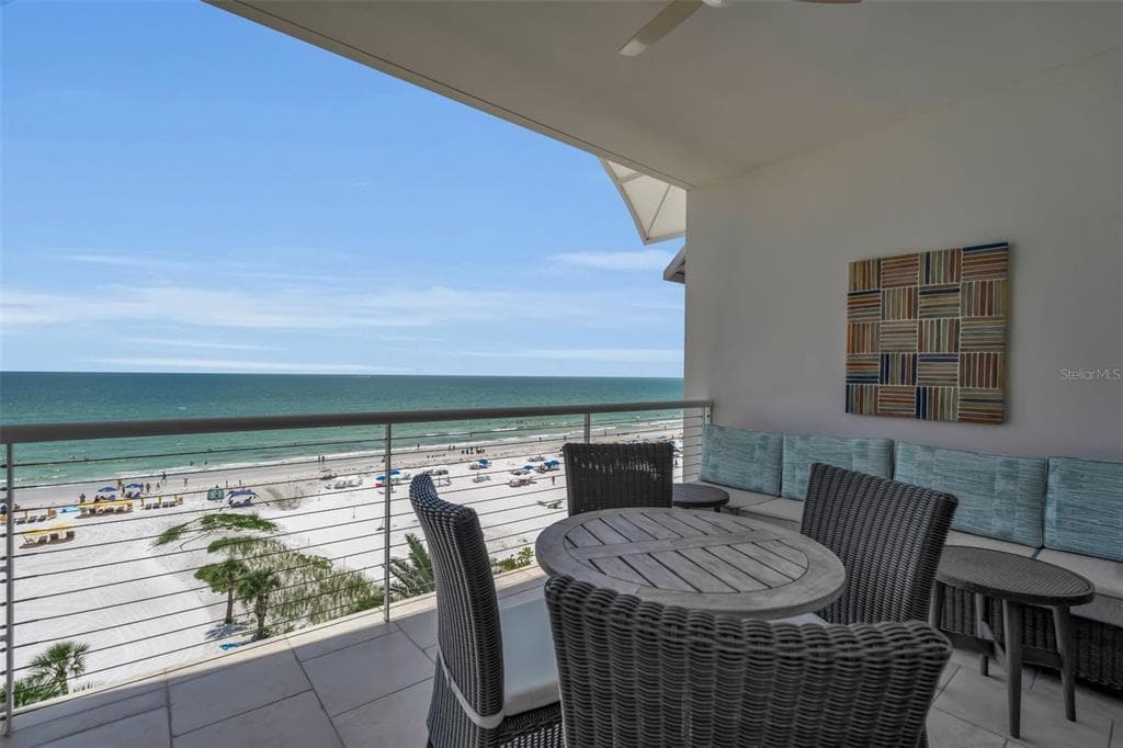 915 SEASIDE DRIVE 611 photo 17