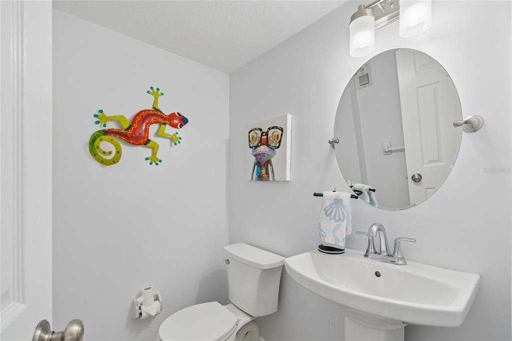 5980 SHORE BOULEVARD S 909 photo 19