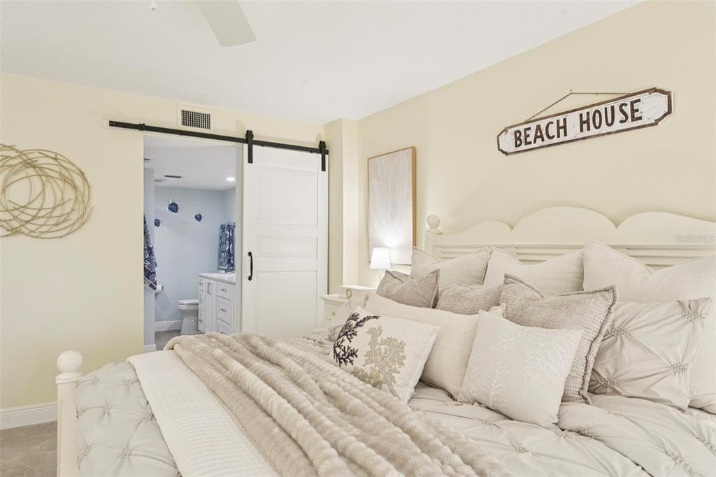 5780 MIDNIGHT PASS ROAD 407 photo 25