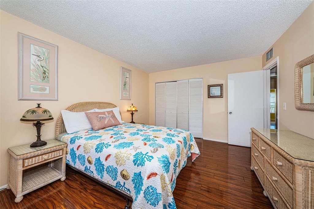 4700 COVE CIRCLE 208 photo 22