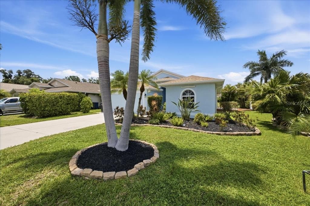 5231 LANSDOWNE WAY photo 3