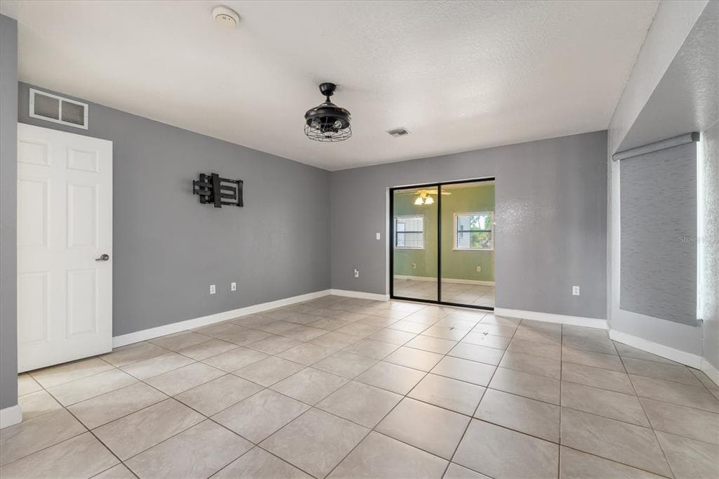 10033 STONECROP AVENUE photo 23