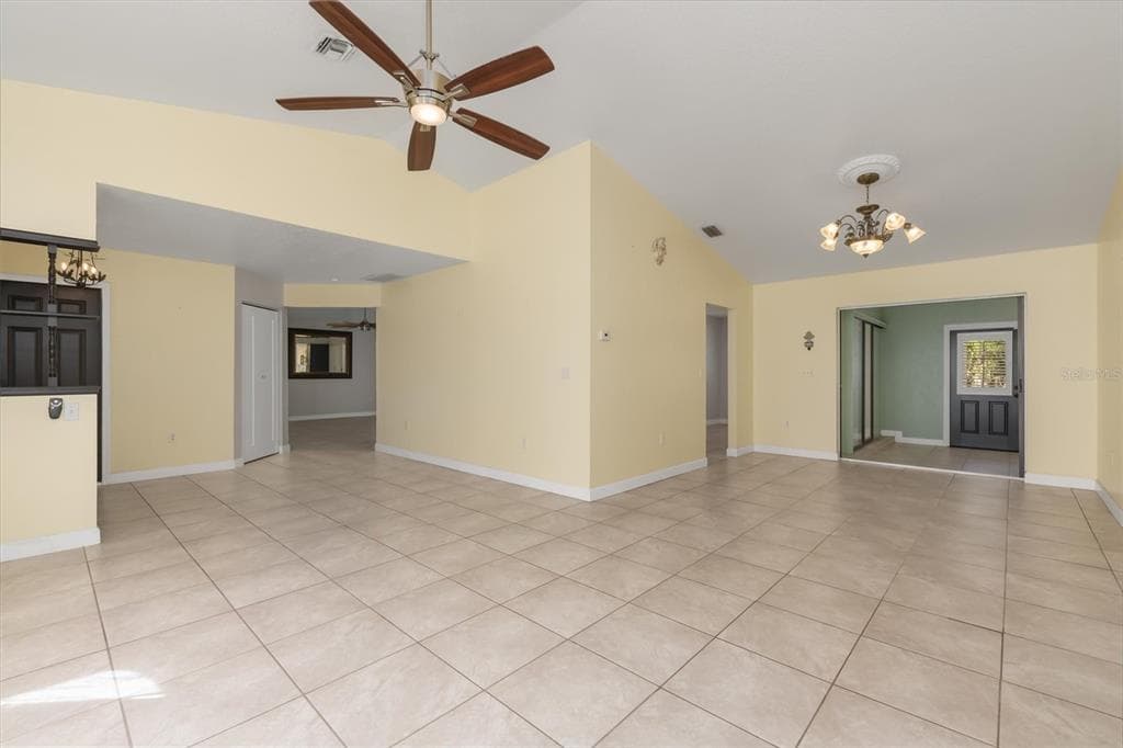 10033 STONECROP AVENUE photo 5
