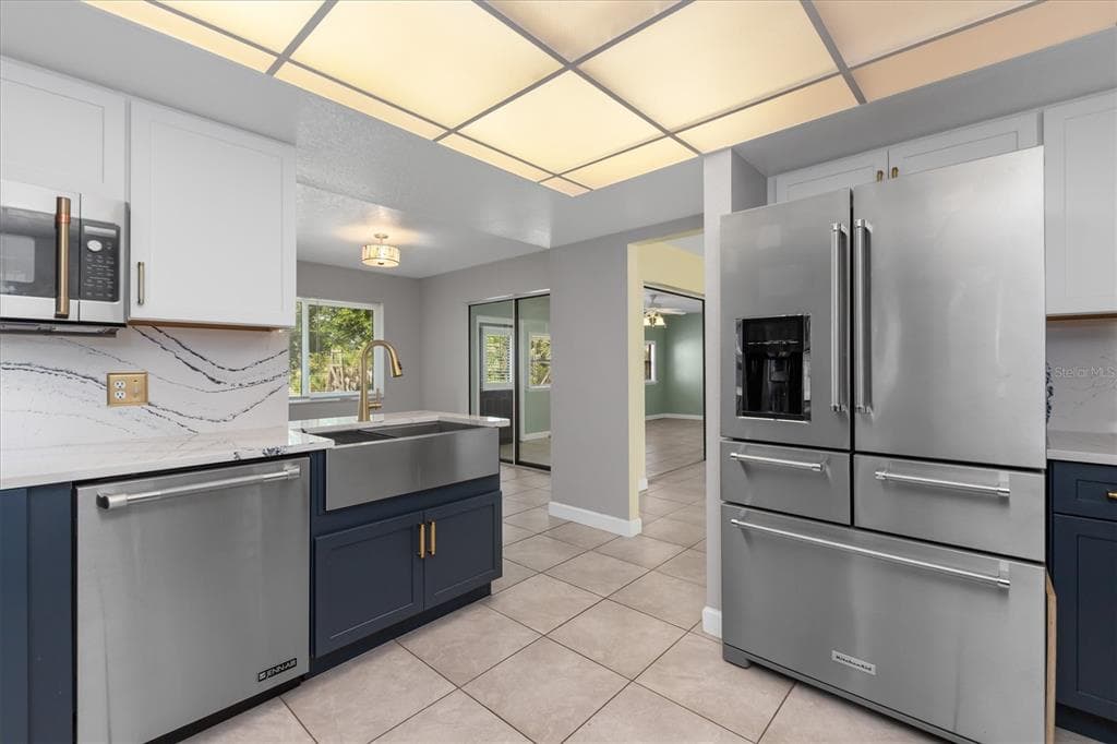10033 STONECROP AVENUE photo 9