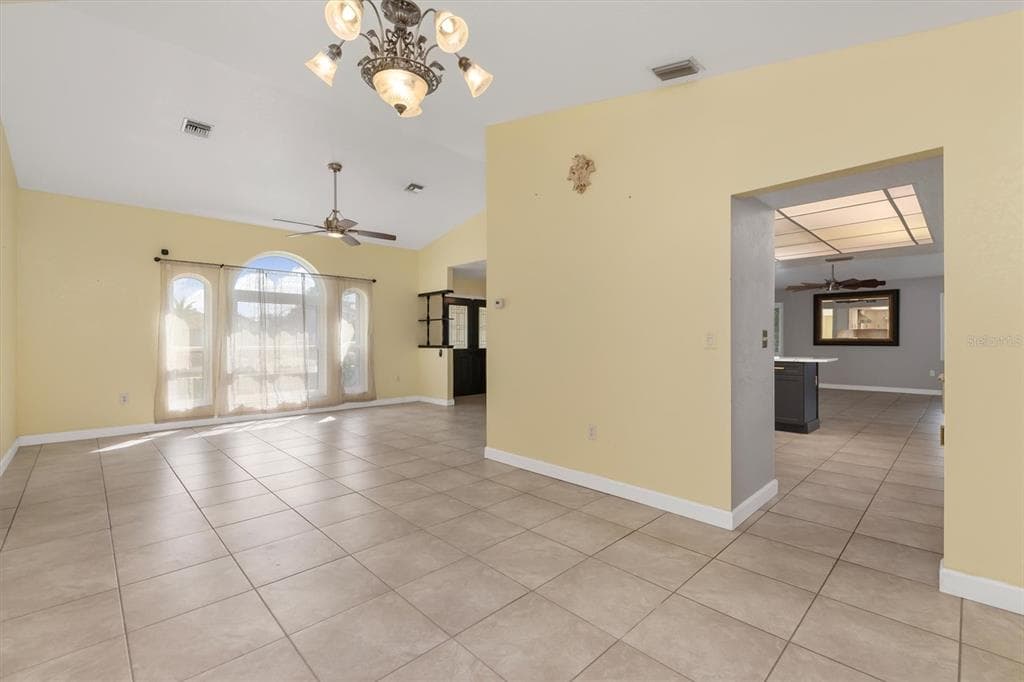 10033 STONECROP AVENUE photo 8