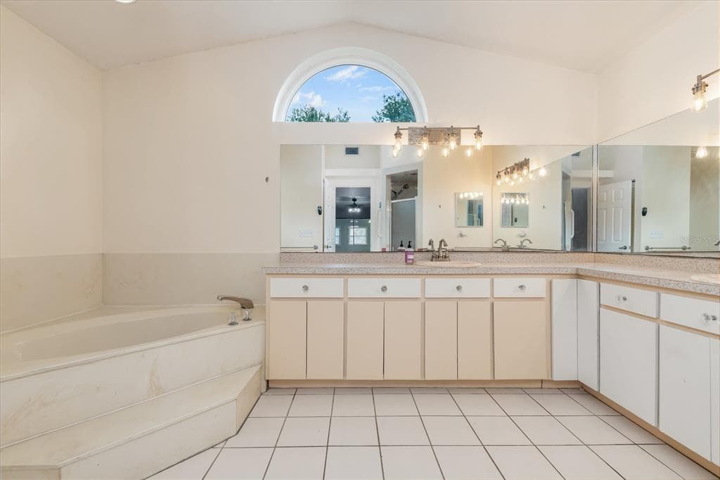 10033 STONECROP AVENUE photo 25