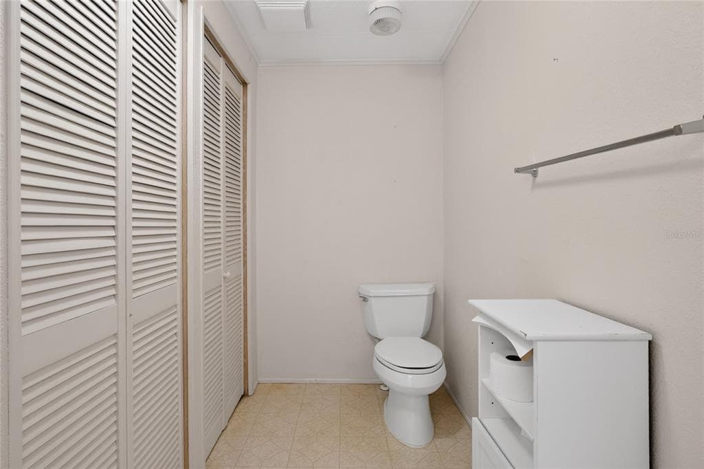 2055 S FLORAL AVENUE 262 photo 21