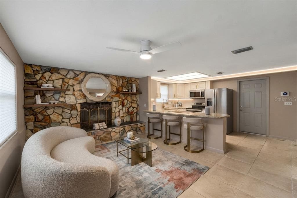 8542 BETTY STREET photo 17