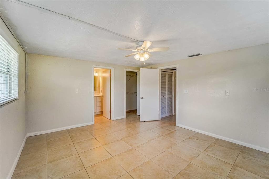 8542 BETTY STREET photo 24