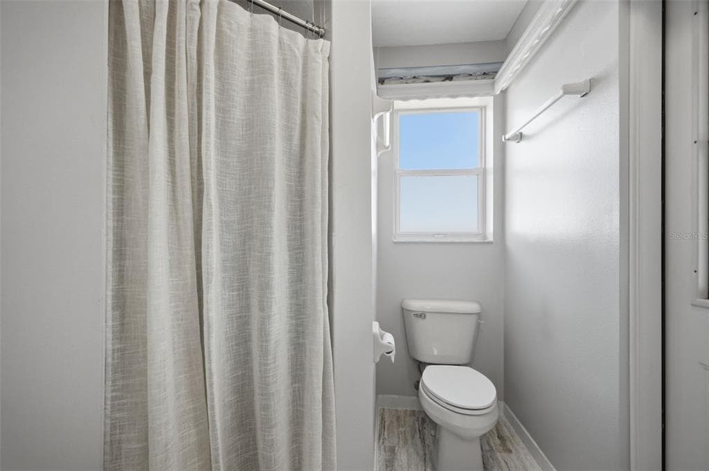 3342 TURKS CAP DRIVE photo 17