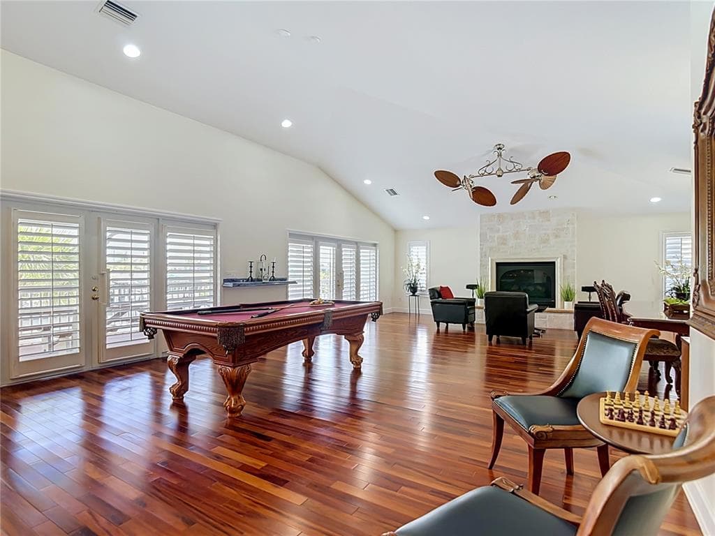 4146 DIAZ COURT photo 9