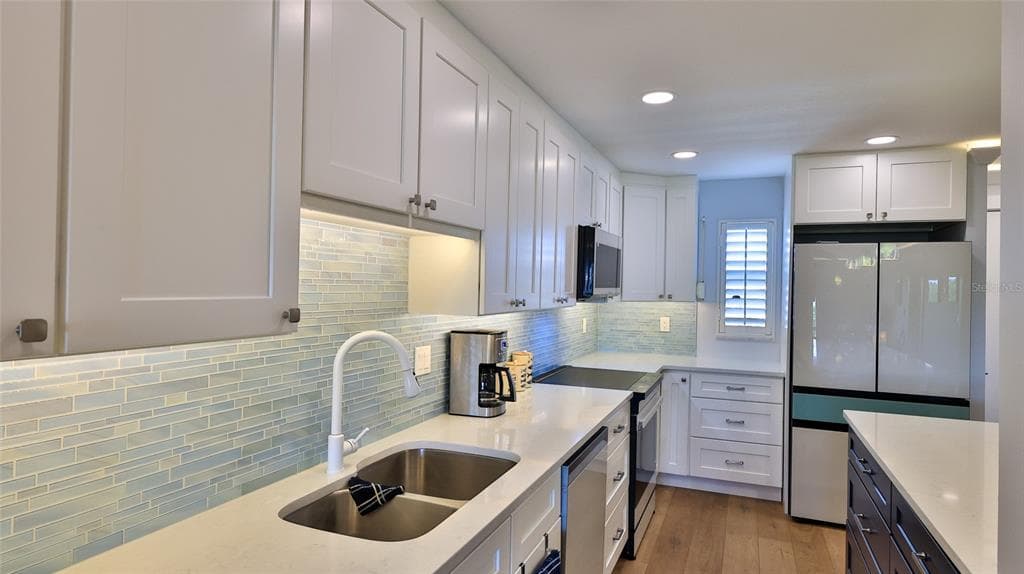 101 N RIVERSIDE DRIVE 4120 photo 15