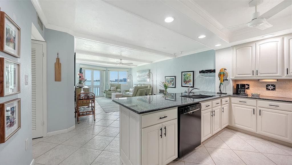 777 JOHN RINGLING BOULEVARD #24 5