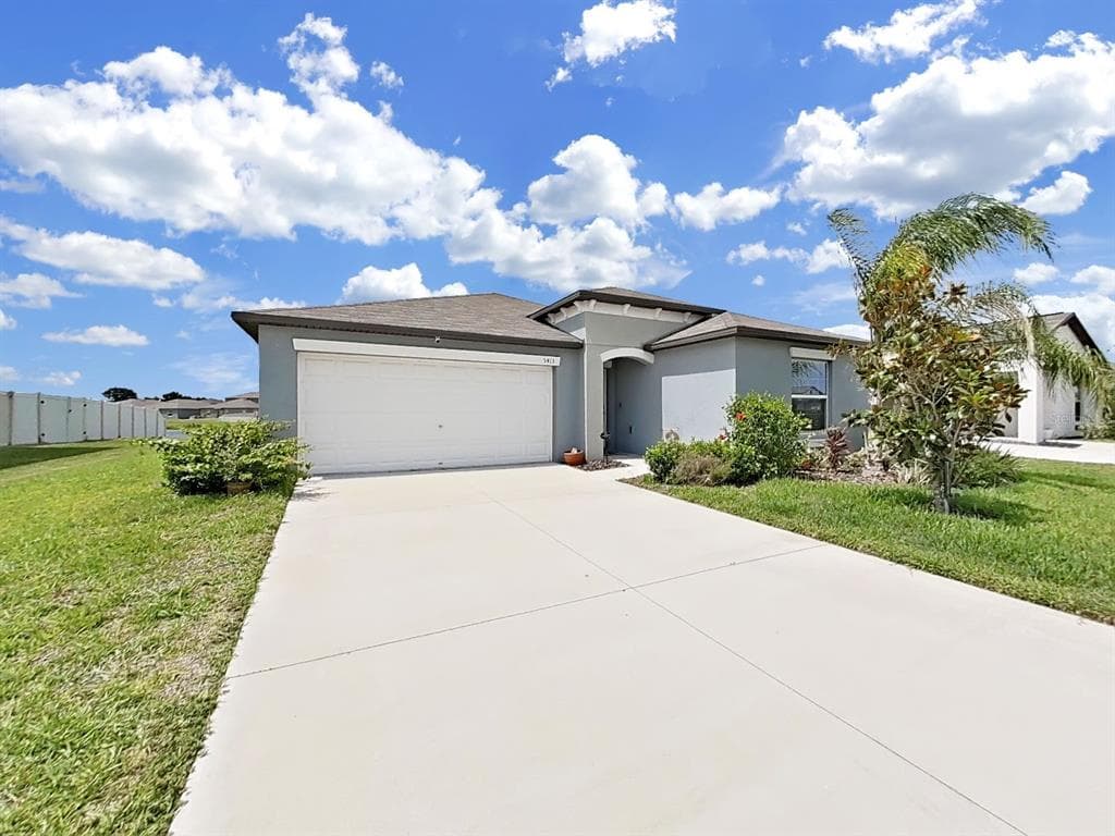 5413 BLUE AZURE DRIVE photo 2