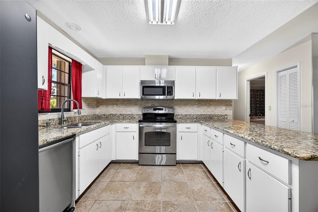25192 DERRINGER ROAD photo 8
