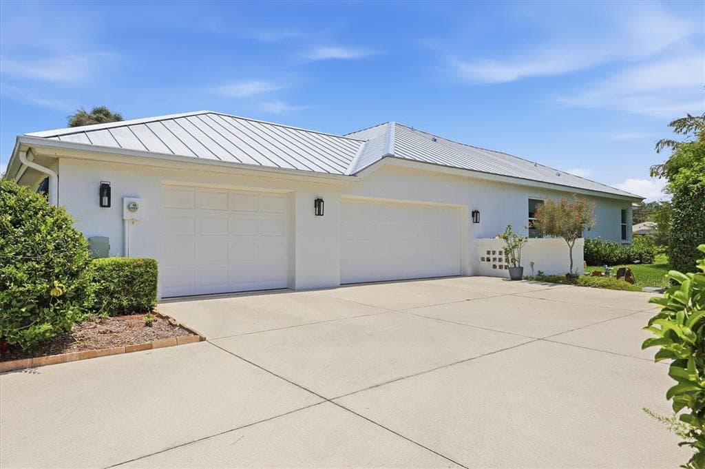 4575 SATINLEAF LANE photo 5