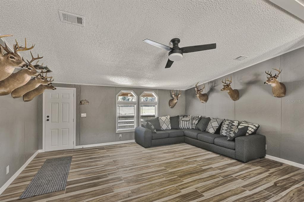 141 WOODS ROAD photo 23