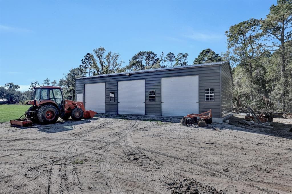 141 WOODS ROAD photo 9