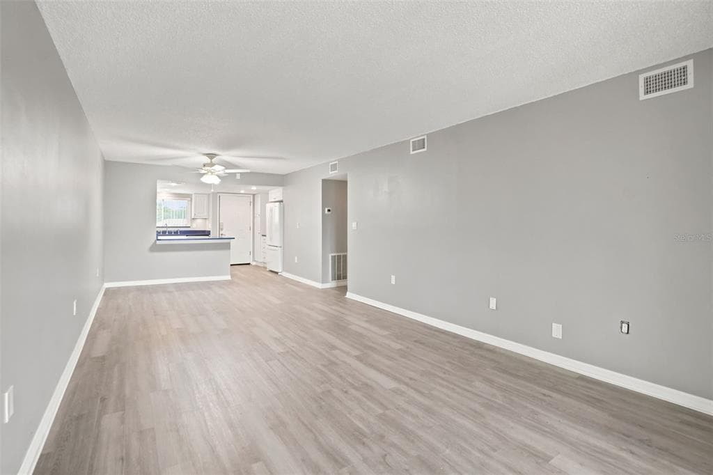 90 S HIGHLAND AVENUE 1414 photo 7
