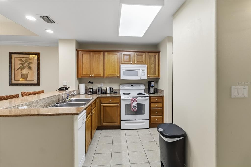 13427 BLUE HERON BEACH DRIVE 104 photo 17