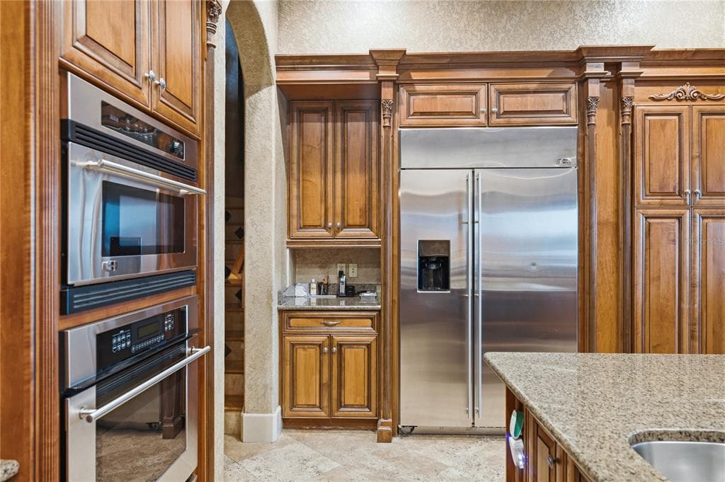 1408 LAKE WHITNEY DRIVE photo 17