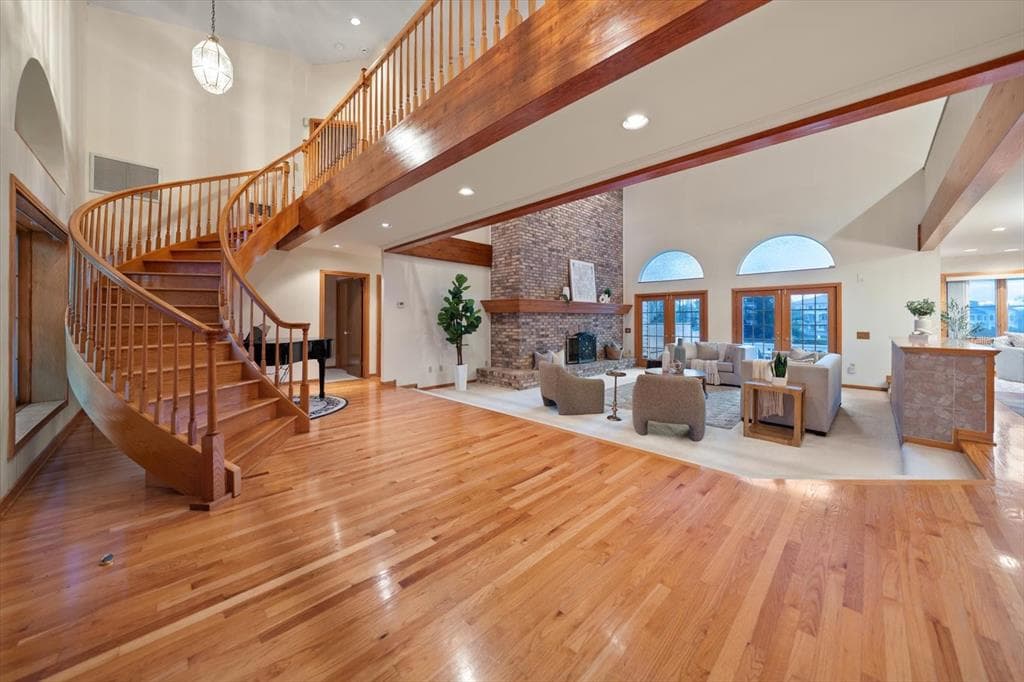 220 HARBOR VIEW LANE 5