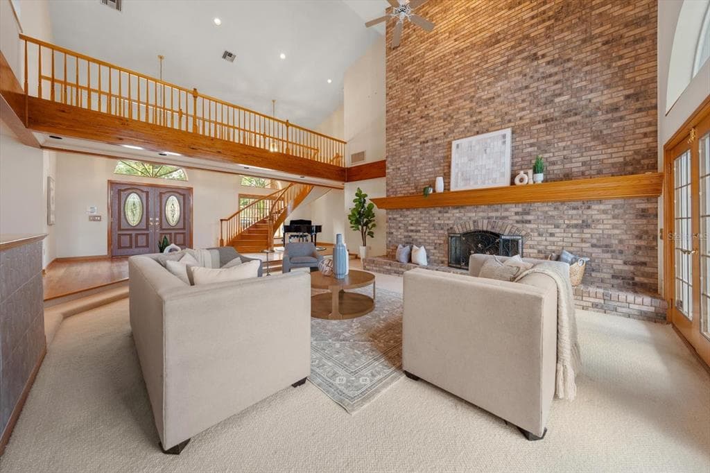 220 HARBOR VIEW LANE photo 8