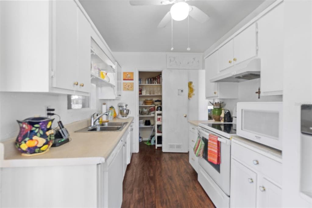 3197 NORMANDY DRIVE photo 11
