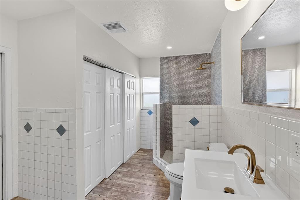 10451 MARION STREET photo 22