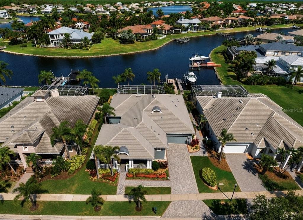 5416 MERRITT ISLAND DRIVE 2