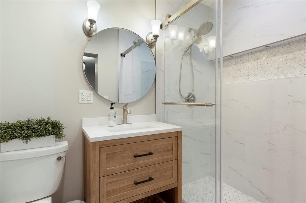 303 BATH CLUB BOULEVARD N photo 21