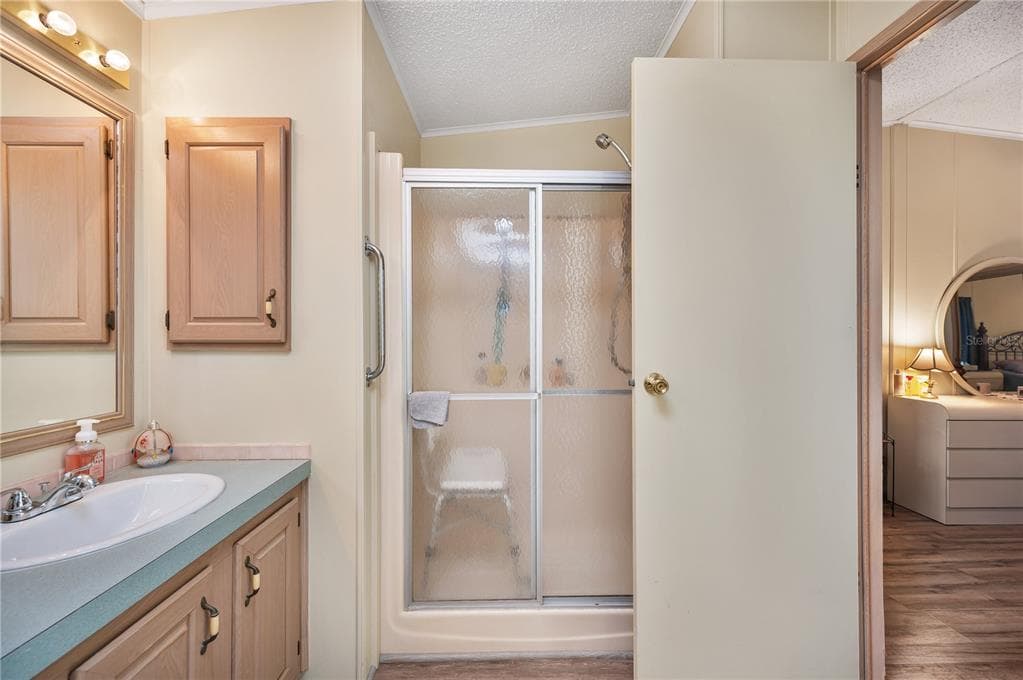 1610 REYNOLDS ROAD 333 photo 12