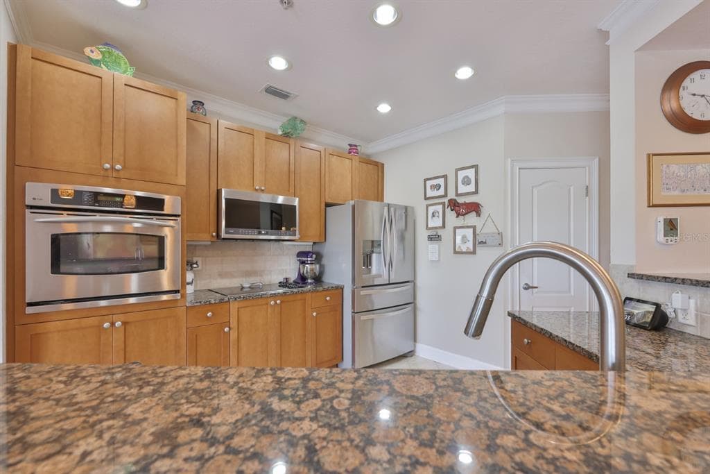 6432 SUNSET BAY CIRCLE photo 22