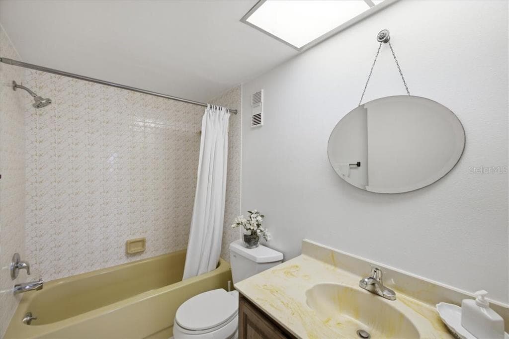 7050 SUNSET DRIVE S 216 photo 17